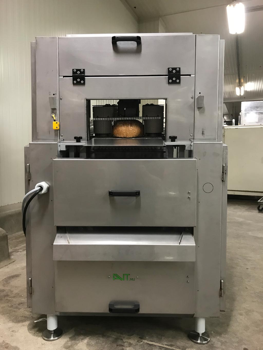 Broodsnijmachine AS-65 - AVT